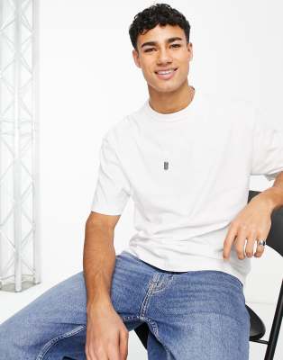 River Island regular fit t-shirt in white | ASOS