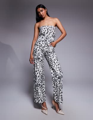 River Island Relaxed Animal Print Straight Leg Jeans In White