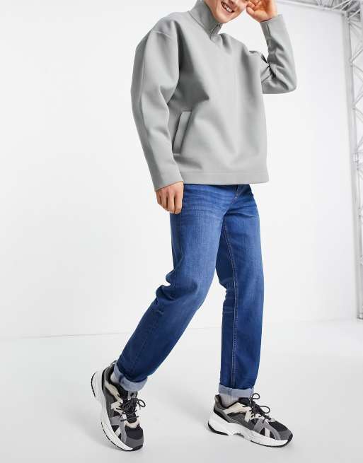 River Island relaxed fit jeans in blue, 3 of 4