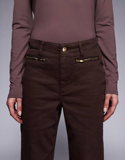 River Island relaxed flare zip detail jeans in dark brown, 4 of 5