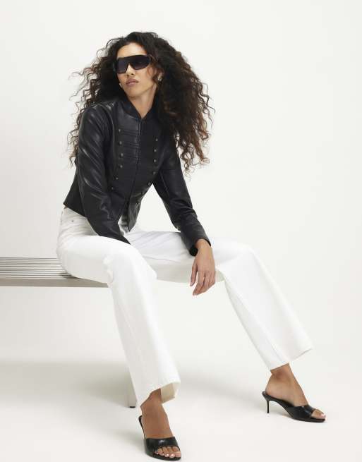 River Island Relaxed straight leg jeans in white, 3 of 4