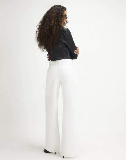 River Island Relaxed straight leg jeans in white, 4 of 4