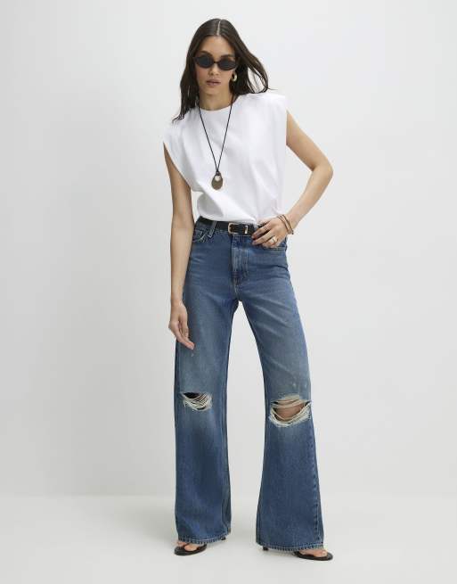 River Island Ripped relaxed straight jeans in medium blue, 2 of 4