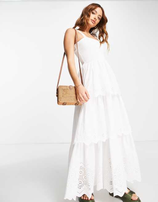River Island - Robe d'été longue à volants étagés - Blanc