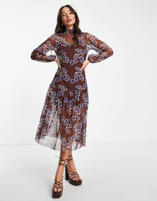 River Island - Robe mi-longue en tulle à ourlet plongeant et imprimé fleuri - Rouge foncé