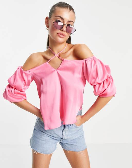 River Island – Różowy satynowy top z bufiastymi rękawami i dekoltem bardot