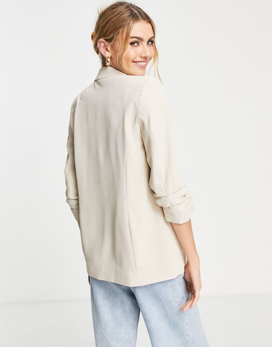 https://images.asos-media.com/products/river-island-ruched-sleeve-blazer-in-beige/202496926-2?$n_550w$&wid=550&fit=constrain