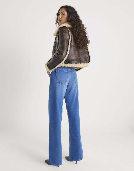 River Island - Ruimvallende jeans met rechte pijpen en hoge taille in medium denim, 4 van 4