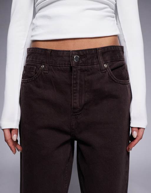 River Island - Ruimvallende jeans met rechte pijpen in donkerbruin, 4 van 5