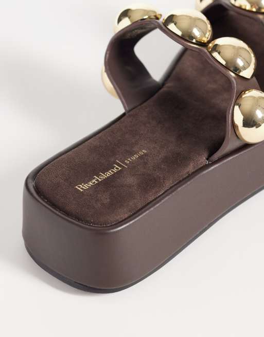 River Island - Sandales cloutées à plateforme - Marron foncé, 4 de 4
