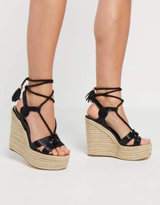 River Island - Sandali con listini con zeppa e tacco neri-Nero