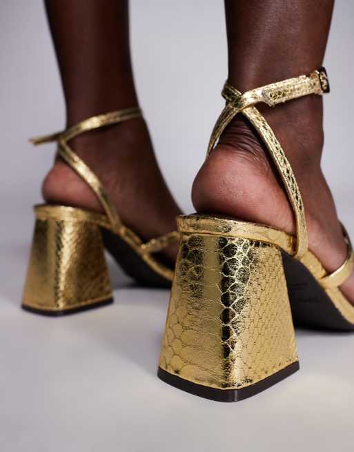 River Island - Sandali con tacco basso largo oro con fascette sottili, 2 di 4