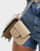 Thumbnail 3 van 4