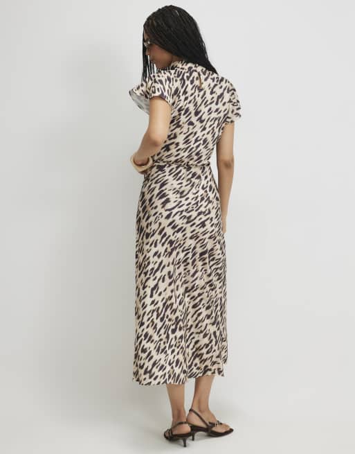 River Island Satin leopard print maxi dress in beige, 4 of 4