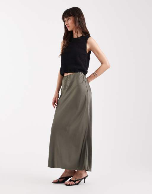 River Island – Satin-Maxirock in Khaki, 2 von 5