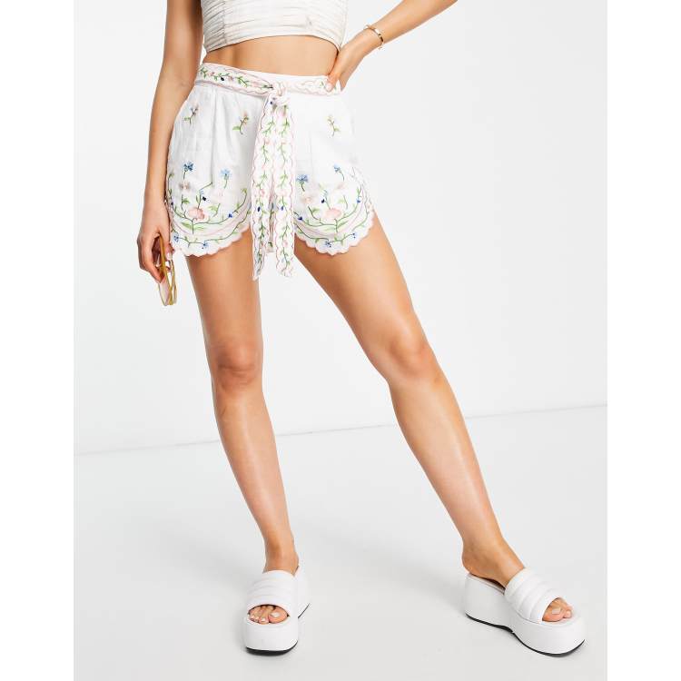 White scalloped sale shorts