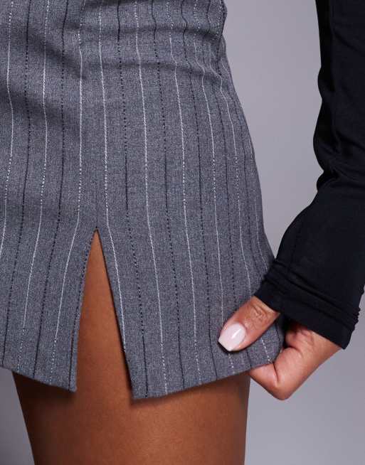 River Island – Schlichter Skort in Dunkelgrau mit Gürtel und Schlitz, 3 von 5