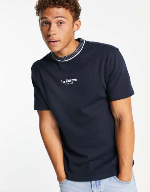 River Island – Schmal geschnittenes T-Shirt in Marineblau mit Gittermuster-Detail