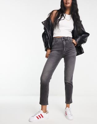 River Island - Schmale Jeans in Schwarz