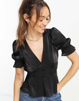 River Island - Schößchenoberteil aus Satin in Schwarz-Black