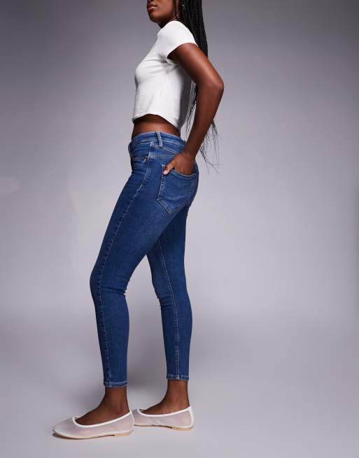 River Island sculpt skinny jeans in mid wash blue, 2 of 5