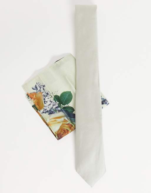 River Island - Set con cravatta a fiori color pietra