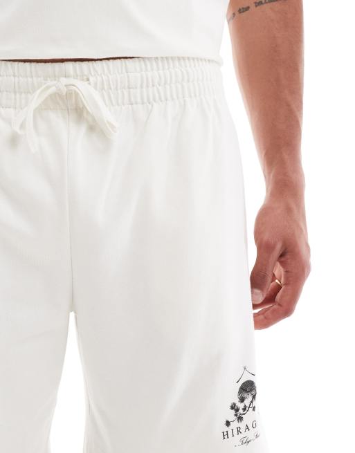 River Island – Set med japanskt logga tryck med t-shirt och shorts, 3 av 4