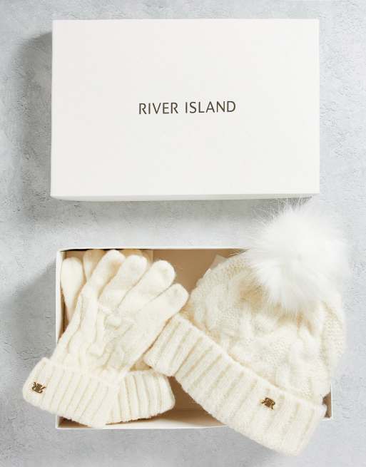 River Island - Set regalo con berretto e guanti color crema