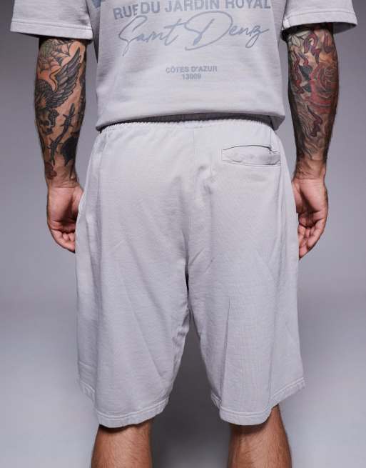 River Island - Short met 'Le Desir'-motief in lichtgrijs, deel van co-ord set, 4 van 5
