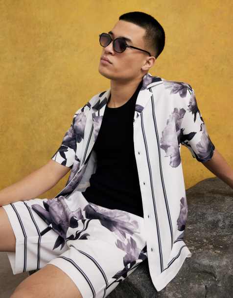 River Island Short sleeve monochrome floral shirt in white - view 1