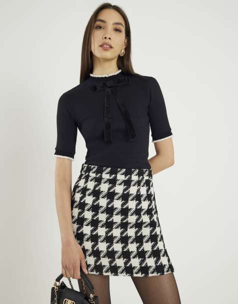 River Island Short sleeve ribbed bow neck top in black - view 1