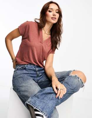 River island v hot sale neck t shirt