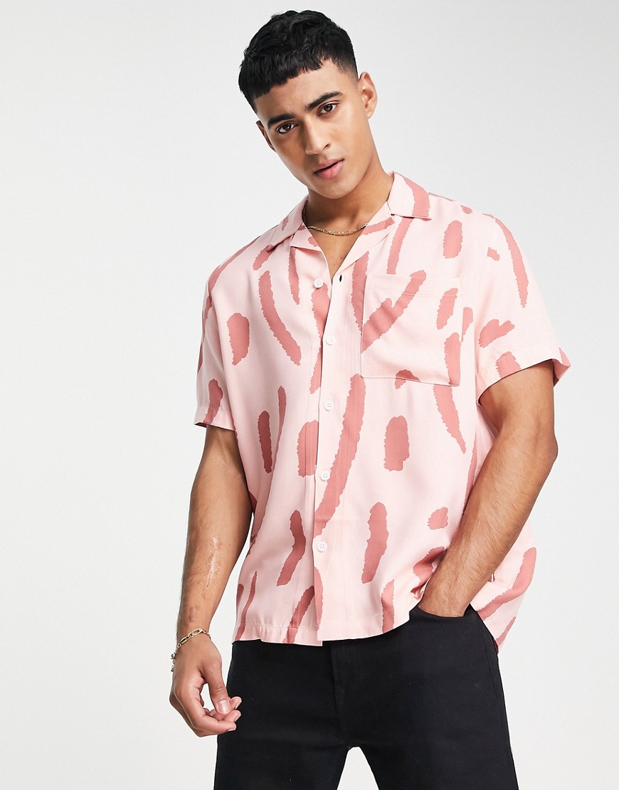 River Island short sleeve smudge print revere collar shirt in pink