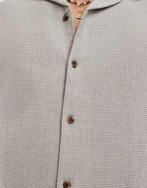 River Island short sleeved camp collar waffle shirt in light stone , 4 of 4