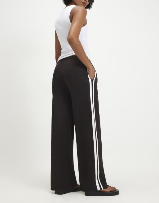 River Island Side stripe joggers in brown , 4 of 4