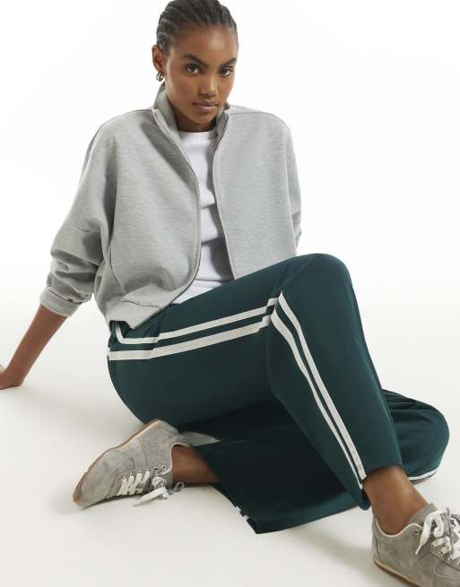 River Island Side stripe wide leg track joggers in green, 2 of 4
