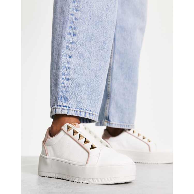 White hot sale zip trainers