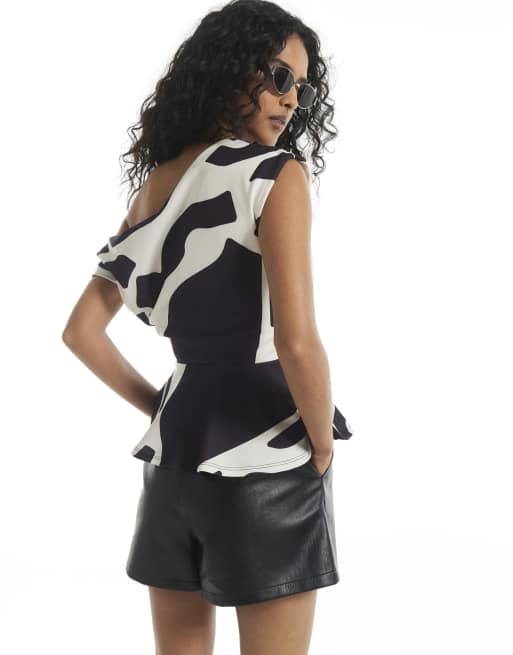 River Island Sleeveless print drape peplum top in white, 4 of 4