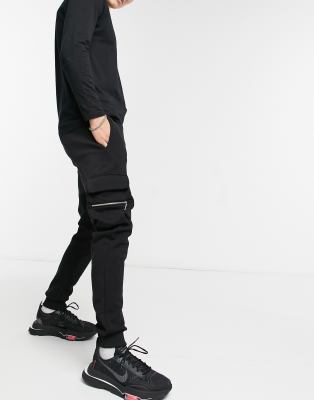 nike slim fit max tapered leg