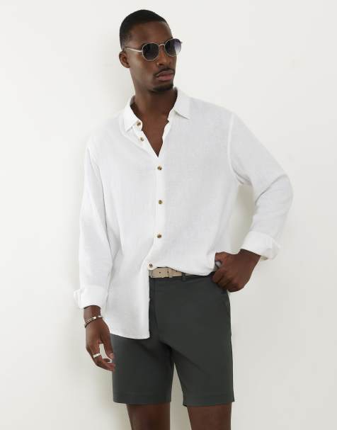 River Island Slim fit belted chino shorts in khaki - view 1