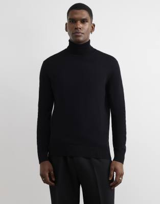 Slim Fit