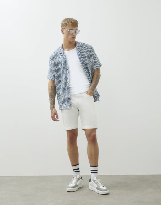 River Island Slim fit denim shorts in white