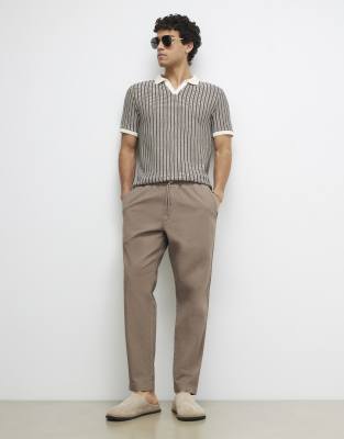 Slim-Fit-Jogginghose in Hellbraun-Brown Brown S Short