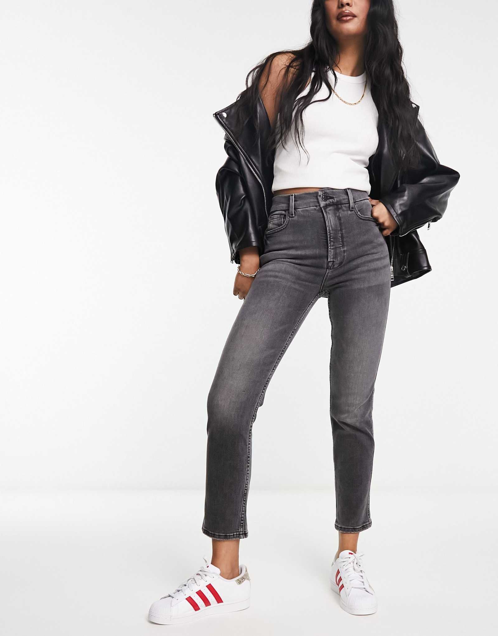 Узкие джинсы River Island черного цвета 