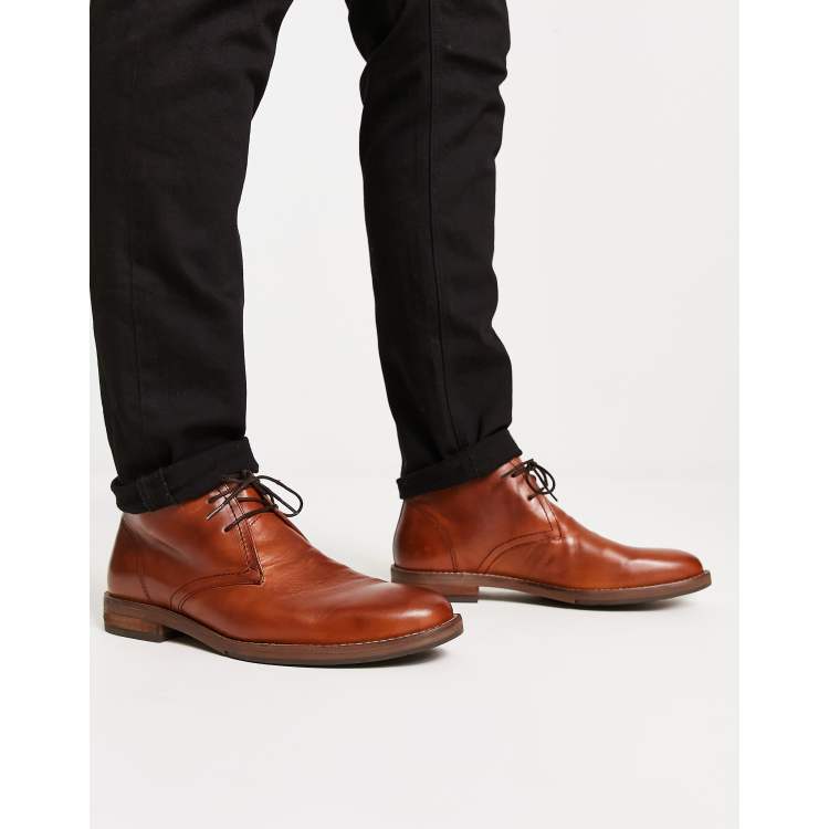 Smart deals chukka boots