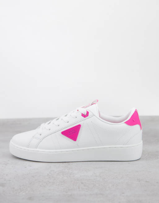 River Island – Sneaker mit seitlichen Einsätzen in leuchtendem Rosa