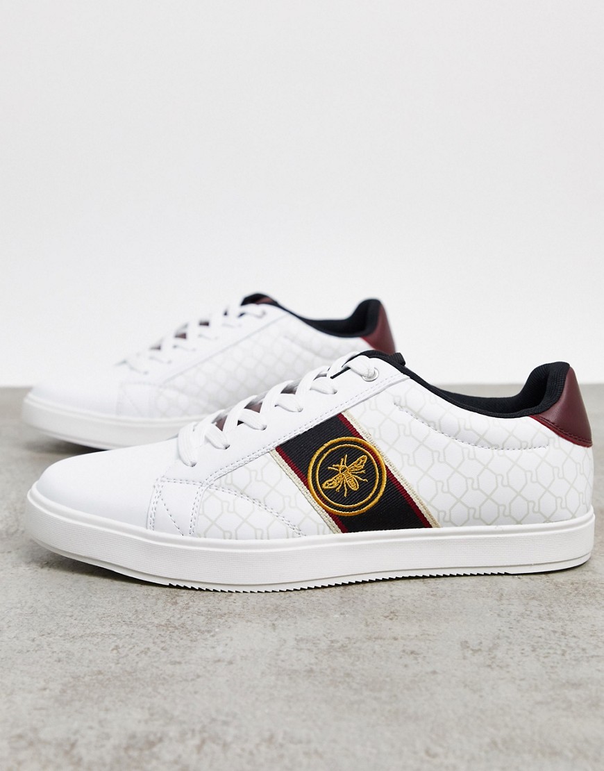 River Island sneaker with wasp embroidery in white