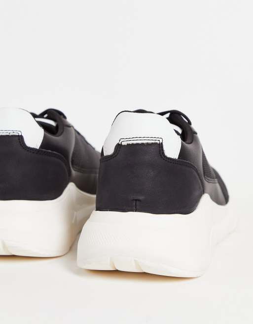 River Island - Sneakers da corsa con lavorazione in rilievo nere, 3 di 4