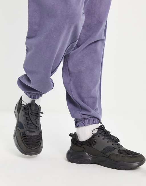 River Island - Sneakers da corsa con suola spessa, colore grigio