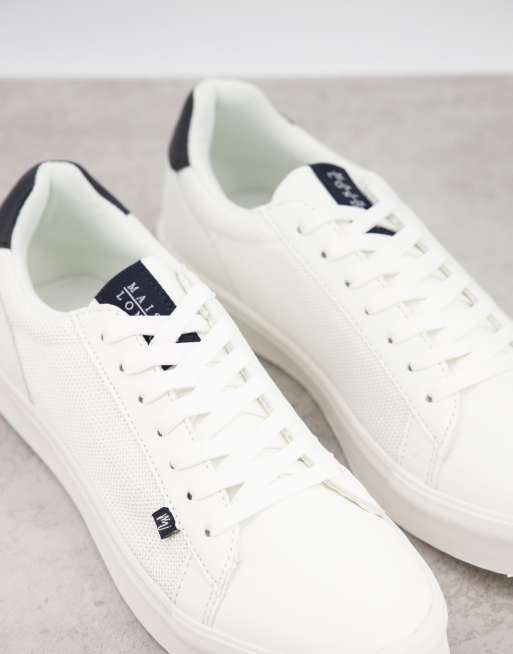 River best sale island sneakers